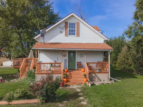27050 N 3460 East Rd, Chenoa, IL 61726