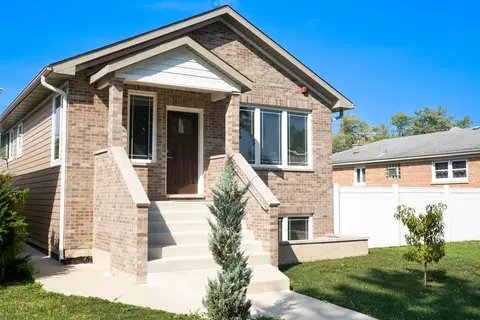 7520 W Winnemac Ave, Harwood Heights, IL 60706