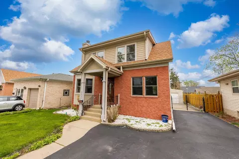 4005 Wesley Ter, Schiller Park, IL 60176