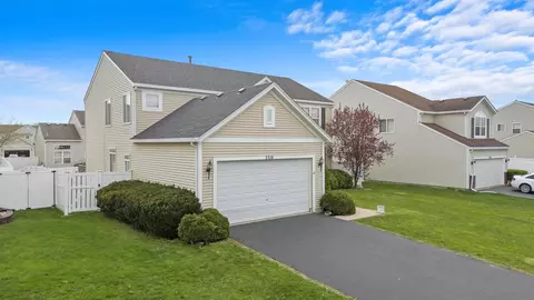 2710 Adobe Dr, Plainfield, IL 60586 photo 2