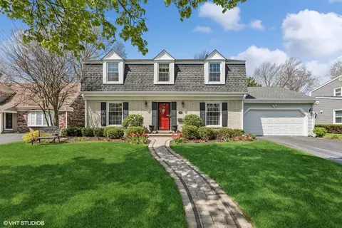 1540 N Douglas Ave, Arlington Heights, IL 60004