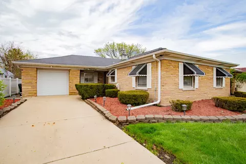 7000 W Fargo Ave, Niles, IL 60714