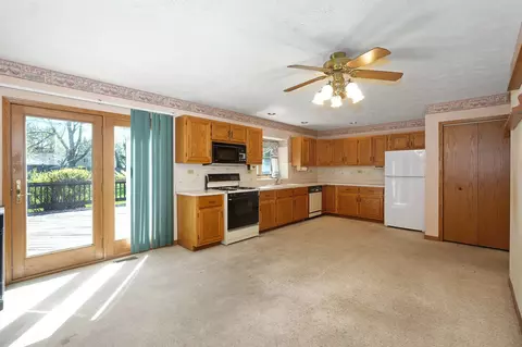 Kitchen - 16203 S Peerless Dr, Plainfield, IL 60586 photo 1 of 4