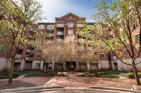 4811 N Olcott Ave #605, Harwood Heights, IL 60706