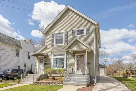 1162 Preston Ave, Elgin, IL 60120