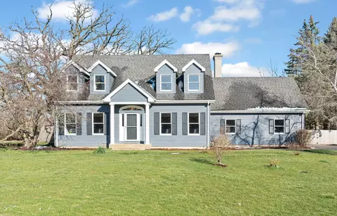 698 Tipperary St, Gilberts, IL 60136