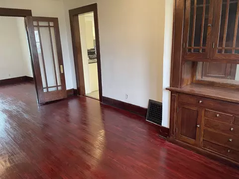 Living - 568 N 4th St, Sheldon, IL 60966 photo 1 of 1
