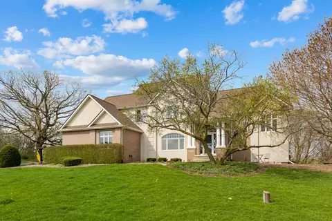 15 N799 Farm View Ln, Hampshire, IL 60140