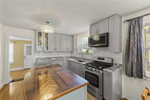 5151 S Massasoit Ave, Chicago, IL 60638 photo 2