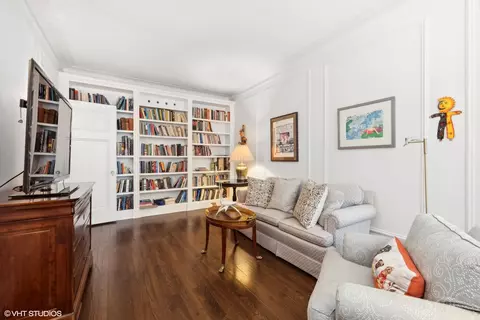 Living - 227 E Delaware Pl #9C, Chicago, IL 60611 photo 4 of 4