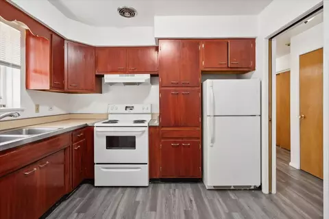 Kitchen - 4117 Joliet Ave, Lyons, IL 60534 photo 1 of 3