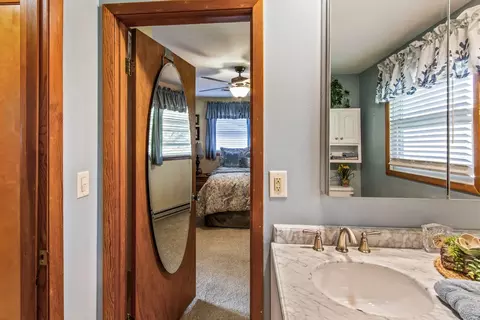Bath - 1112 Beech Dr, Dixon, IL 61021 photo 1 of 3