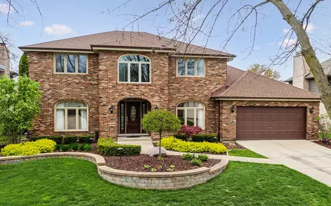 238 Lakeland Dr, Palos Park, IL 60464