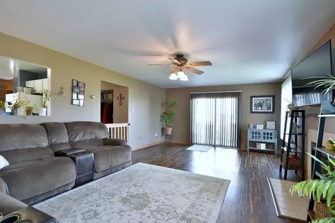 4306 Ashcott Ln, Plainfield, IL 60586 photo 14