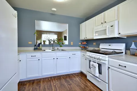4306 Ashcott Ln, Plainfield, IL 60586 photo 3