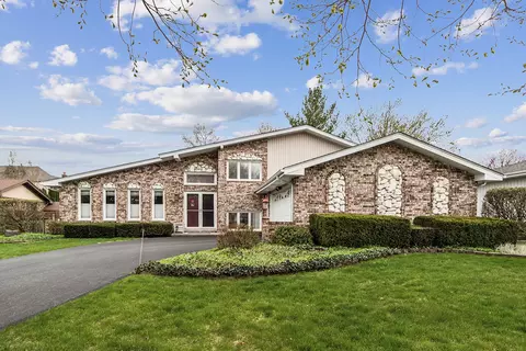 13720 Tamarack Ln, Orland Park, IL 60462