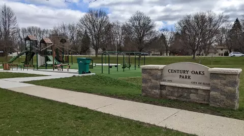 View/Area - 1797 Sheffield Dr, Elgin, IL 60123 photo 2 of 4