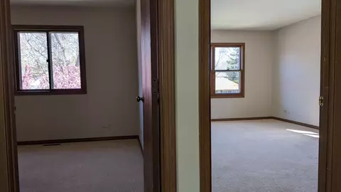 Entry Way - 1797 Sheffield Dr, Elgin, IL 60123 photo 5 of 7