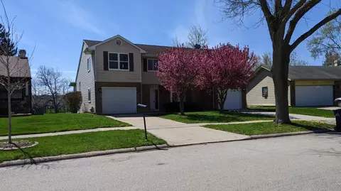 Exterior - 1797 Sheffield Dr, Elgin, IL 60123 photo 8 of 9