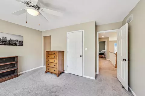 17 W231 Hillside Ln, Willowbrook, IL 60527 photo 35