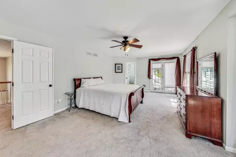17 W231 Hillside Ln, Willowbrook, IL 60527 photo 31
