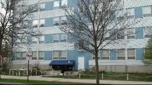128 Asbury Ave #103, Evanston, IL 60202