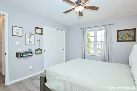 Bedroom - 1714 N Leonard Ave, Mchenry, IL 60050 photo 2 of 6