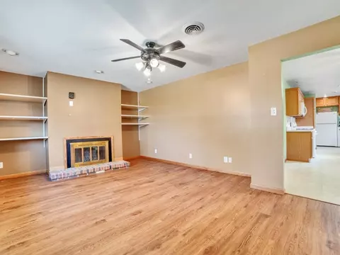 Living - 23559 W Grinton Dr, Plainfield, IL 60586 photo 2 of 2