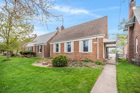 4220 Custer Ave, Brookfield, IL 60513 photo 2