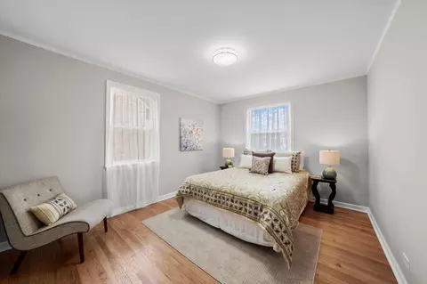 Bedroom - 2332 5th Ave, North Riverside, IL 60546 photo 3 of 4