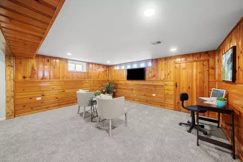 Dining - 2332 5th Ave, North Riverside, IL 60546 photo 3 of 3