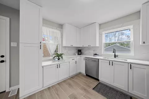 Kitchen - 2332 5th Ave, North Riverside, IL 60546 photo 1 of 3