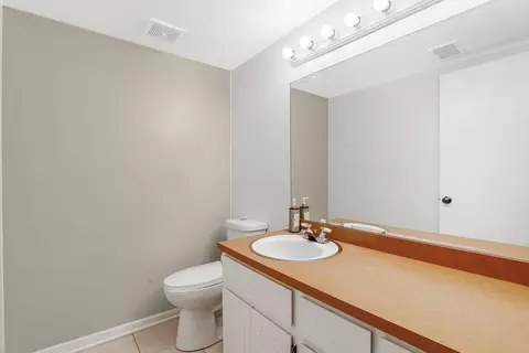 Bath - 14608 Kolin Ave, Midlothian, IL 60445 photo 1 of 2