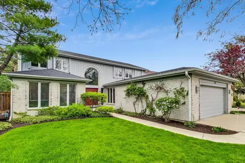 430 Cedar Ln, Wilmette, IL 60091