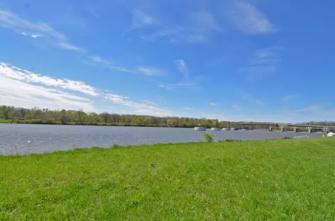 000 River St, Marseilles, IL 61341