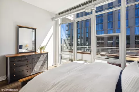 Bedroom - 901 W Madison St #919, Chicago, IL 60607 photo 5 of 5