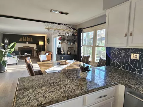 Kitchen - 249 Foxworth Ct, Aurora, IL 60502 photo 1 of 3