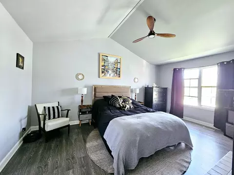 Bedroom - 249 Foxworth Ct, Aurora, IL 60502 photo 1 of 7