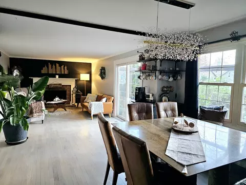 Dining - 249 Foxworth Ct, Aurora, IL 60502 photo 3 of 3