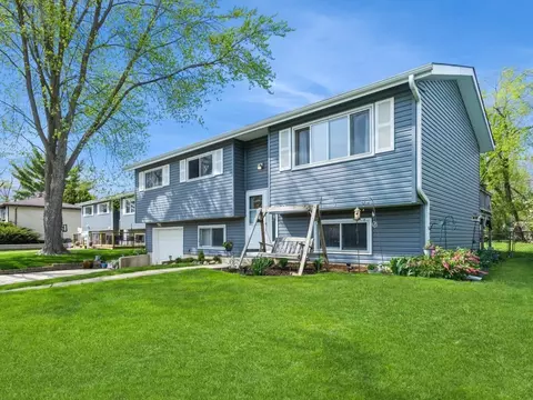720 Emerson Ave, Lombard, IL 60148