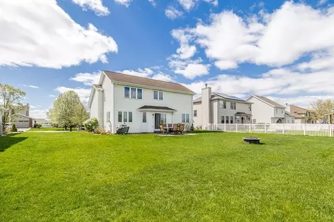 Exterior - 285 Hunters Dr, Beecher, IL 60401 photo 10 of 10