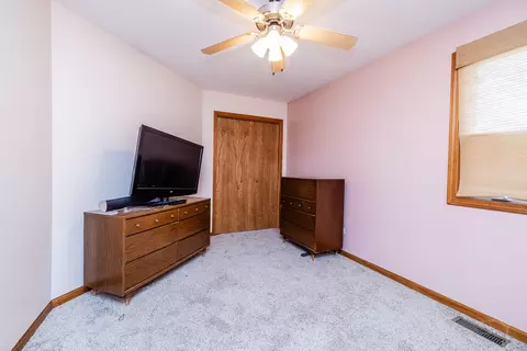 Bedroom - 285 Hunters Dr, Beecher, IL 60401 photo 5 of 5