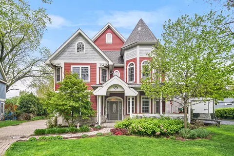 17056 Forest View Dr, Tinley Park, IL 60477