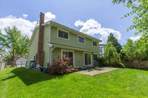 Exterior - 870 Tanglewood Dr, Wheeling, IL 60090 photo 3 of 3