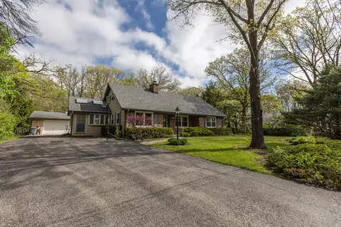 3020 Colorado Ave, Waukegan, IL 60087