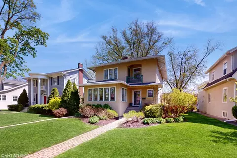Exterior - 611 Monroe Ave, River Forest, IL 60305 photo 2 of 13