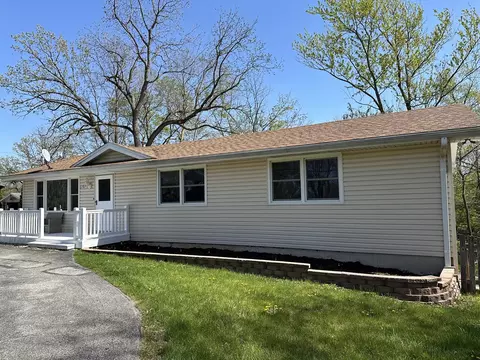 25815 W Bridge St, Channahon, IL 60410
