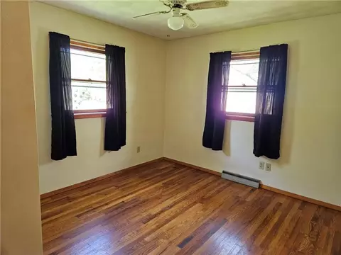 315 N Maple St, Windsor, IL 61957 photo 8