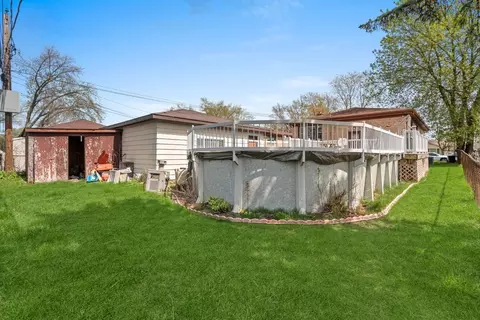 Exterior - 14344 Kolin Ave, Midlothian, IL 60445 photo 5 of 5