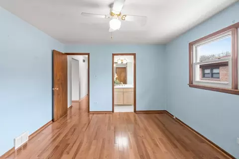 Bedroom - 14344 Kolin Ave, Midlothian, IL 60445 photo 1 of 1